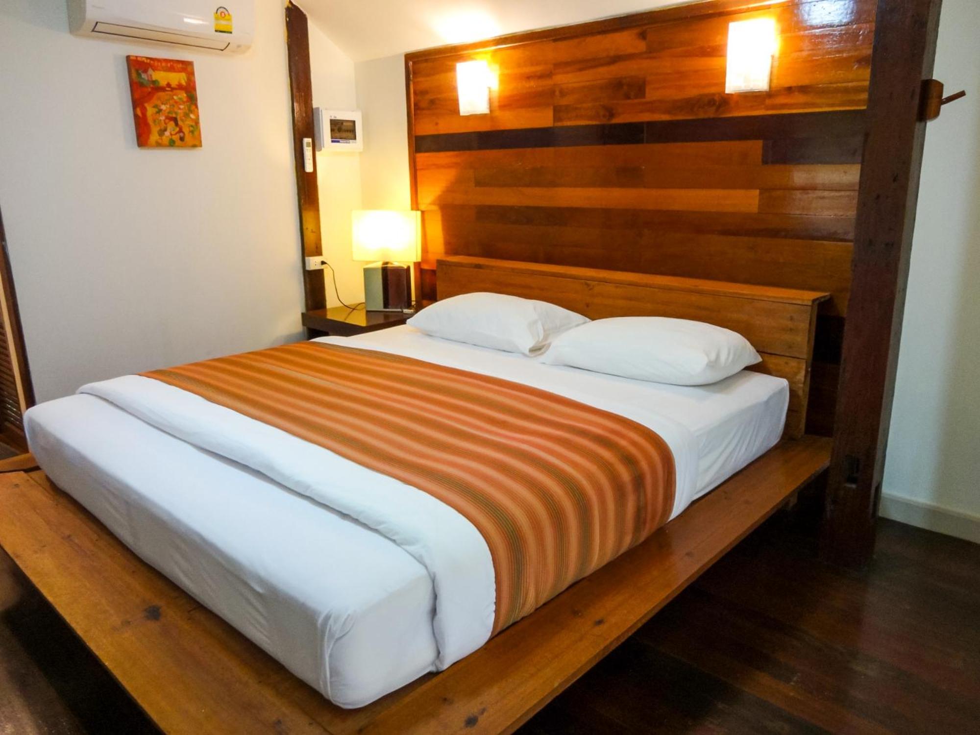 The Chevalley Beach Resort Satun Exterior photo