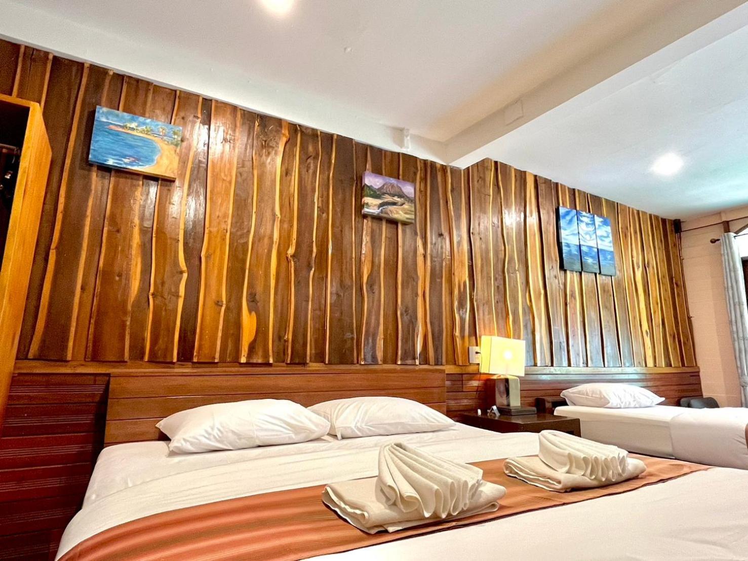 The Chevalley Beach Resort Satun Exterior photo