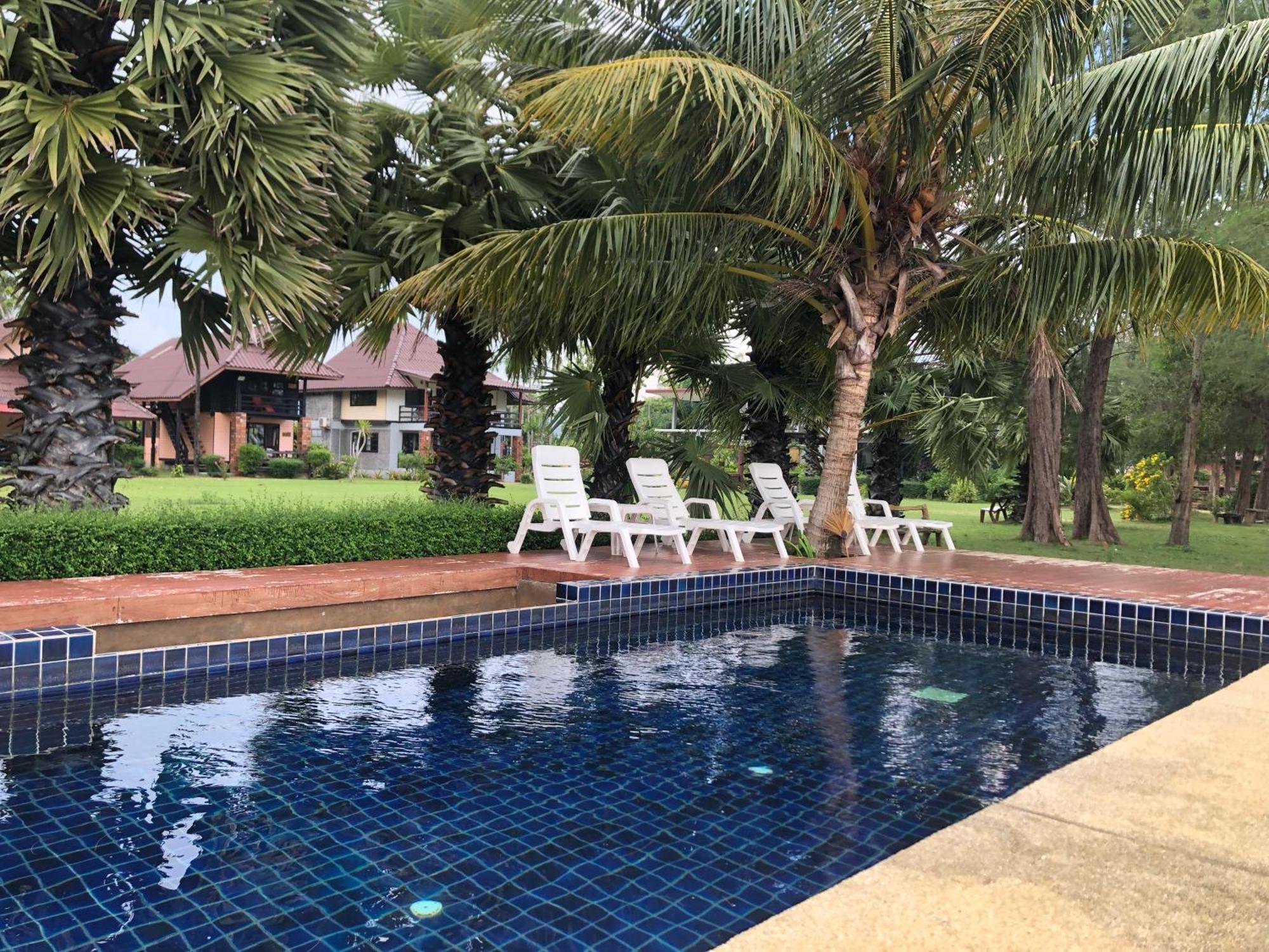 The Chevalley Beach Resort Satun Exterior photo